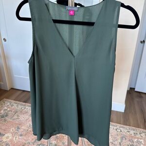 Vince Camuto Olive Sleeveless V-Neck Tank Top